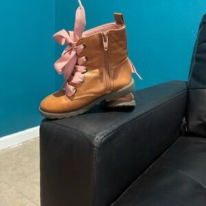 Cat & Jack Tan Boots with Pink Ribbons